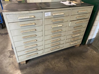1 Metallwerkzeugschubladenschrank, 24-zugig
